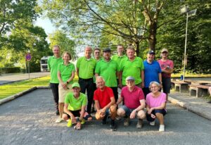 Mehr über den Artikel erfahren Sieg für Team 1 der Boule-Freunde Fernwald