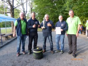 Montagsmaler holen sich den Titel – Revanche beim Fernwalder Bouleturnier geglückt